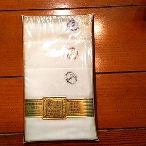 Monogrammed handkerchiefs (monogrammed F)